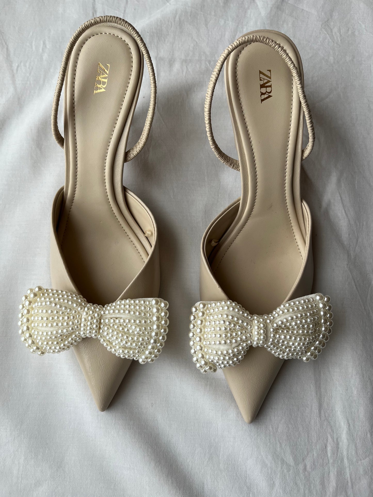 Dolly Pearl Bow Shoe Buckles