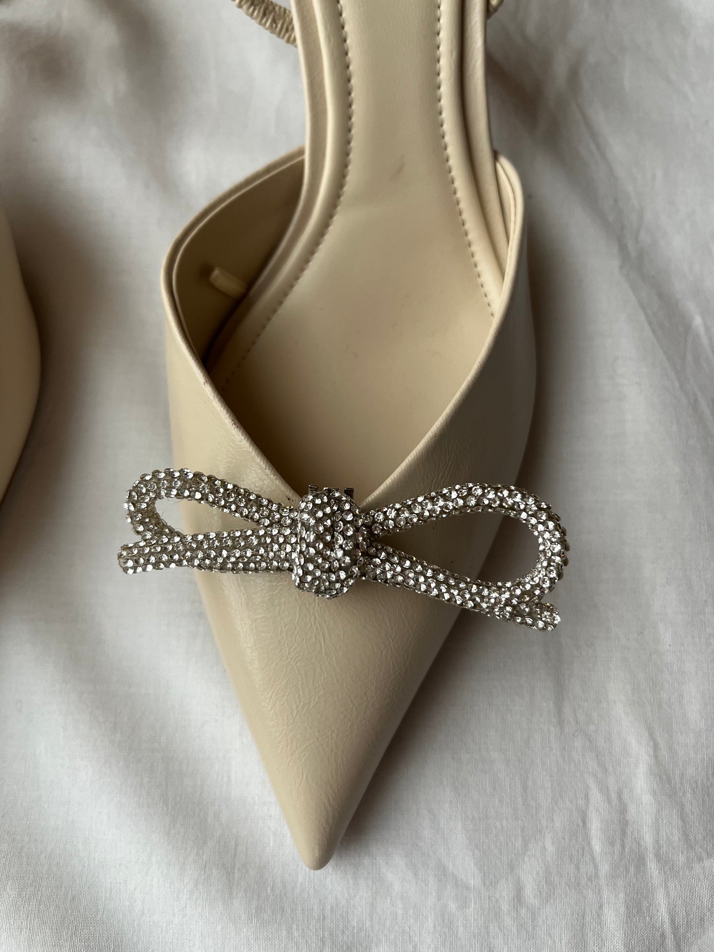 Alba Shoe clip