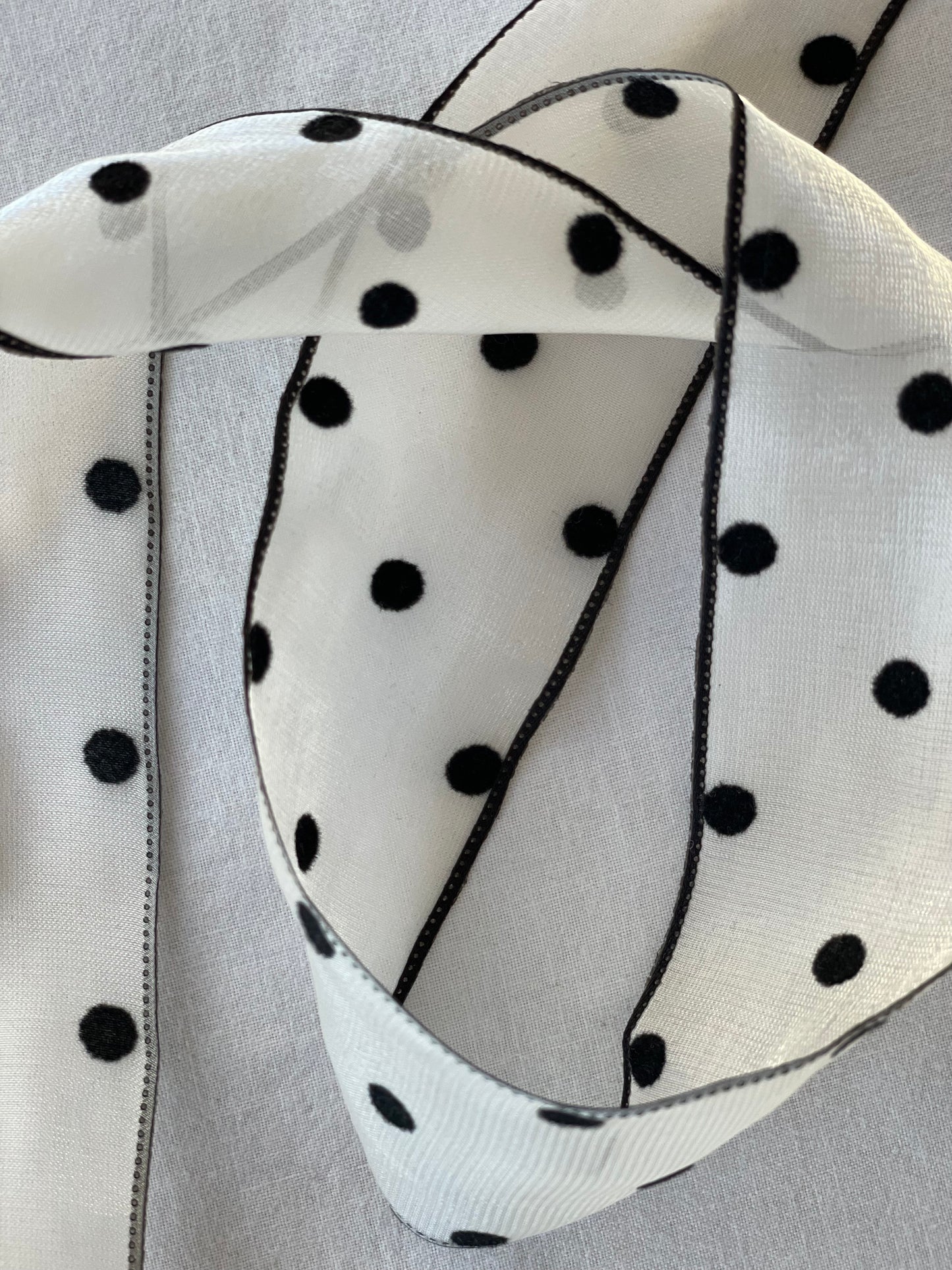 Emilie Ribbon Dots
