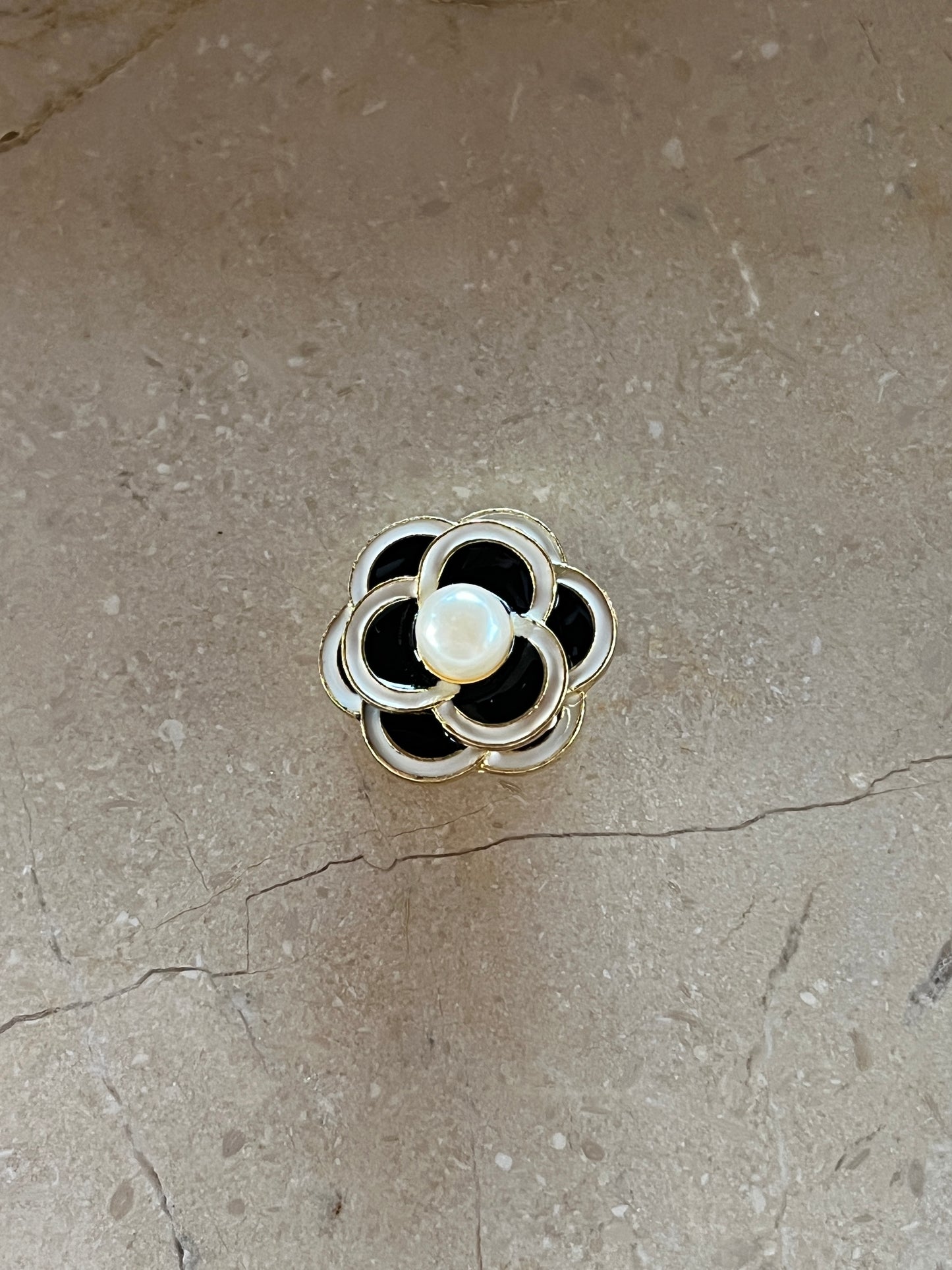 Hazel button cover