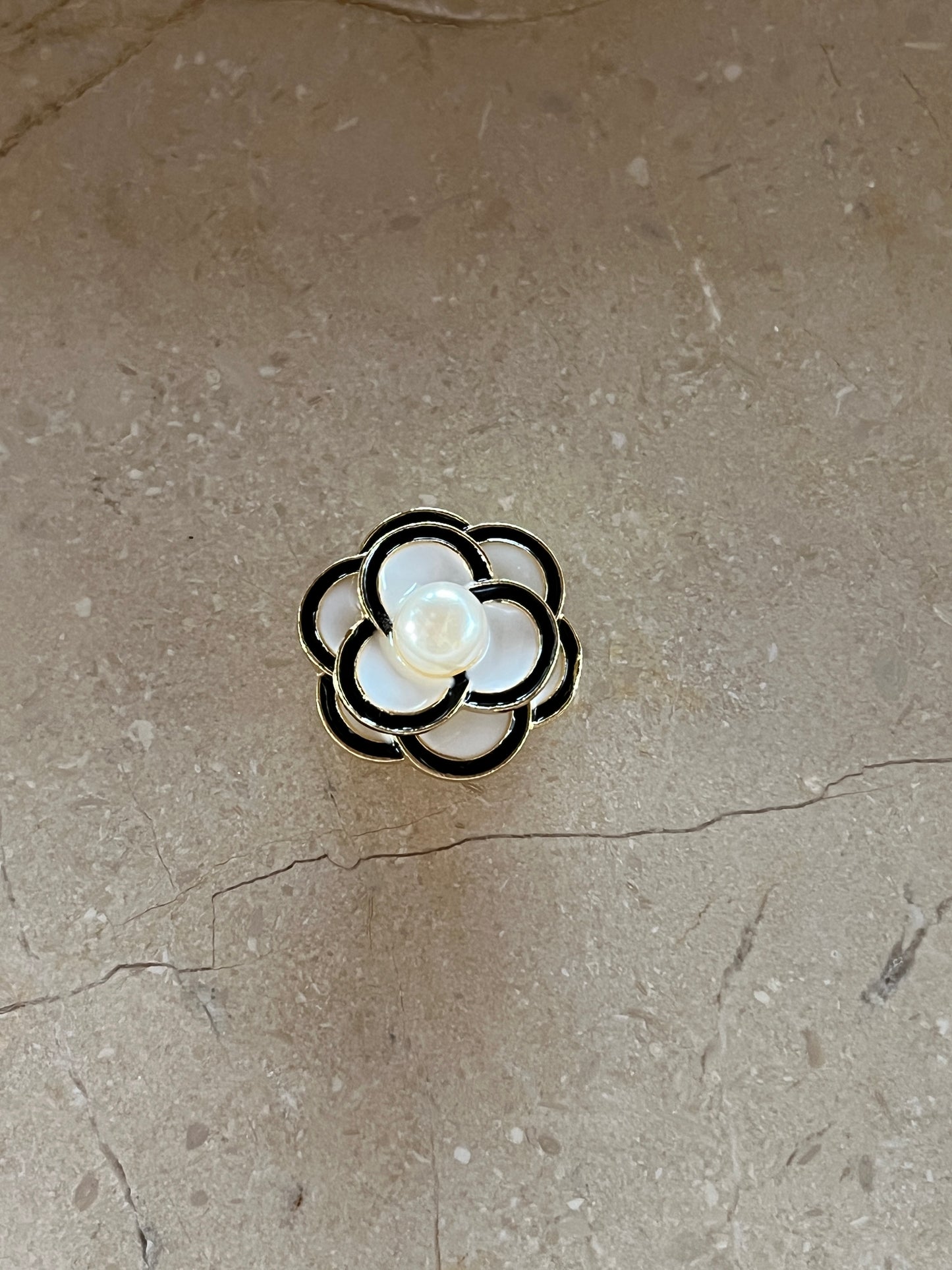 Hazel button cover
