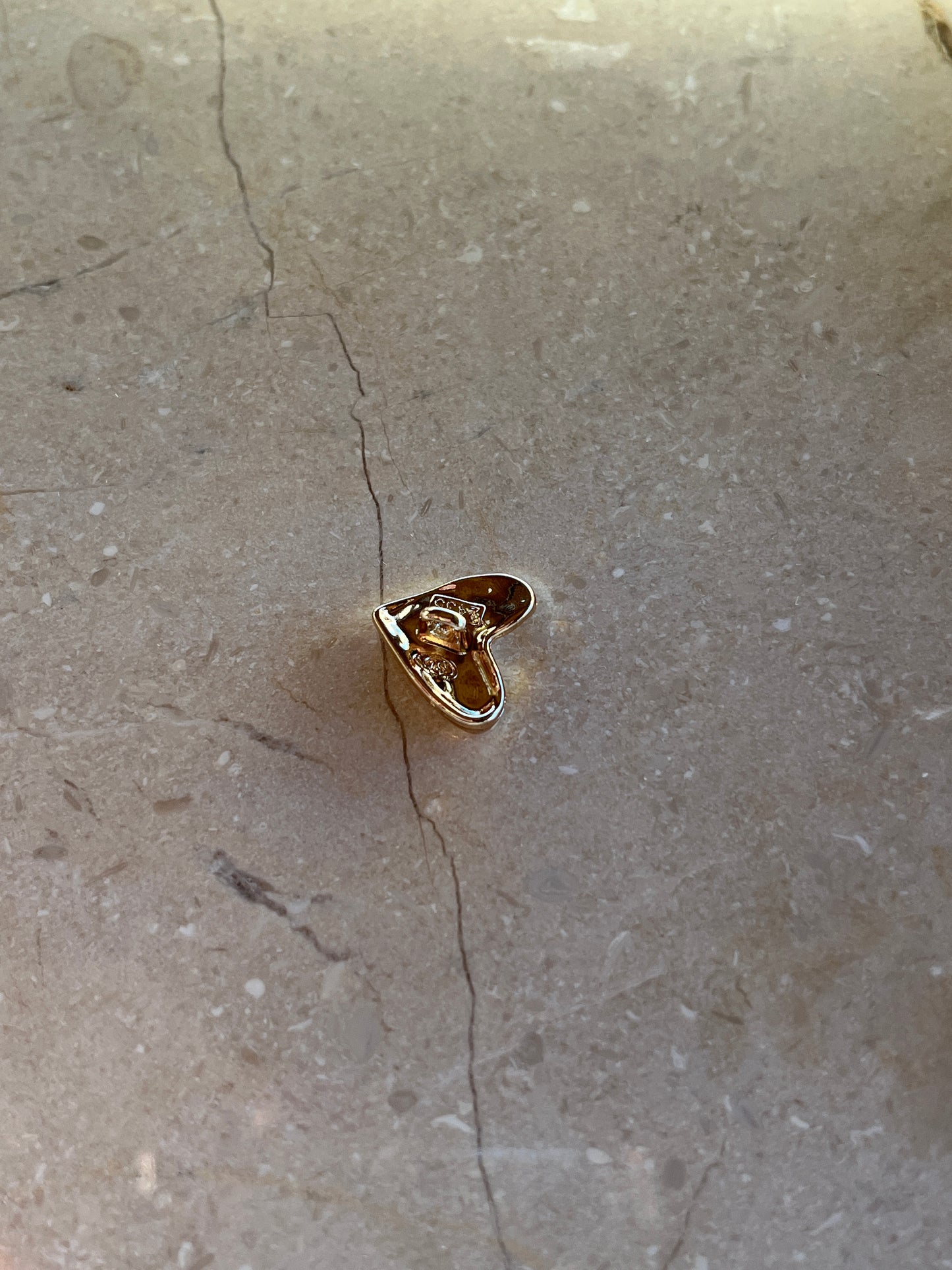 Anea button gold