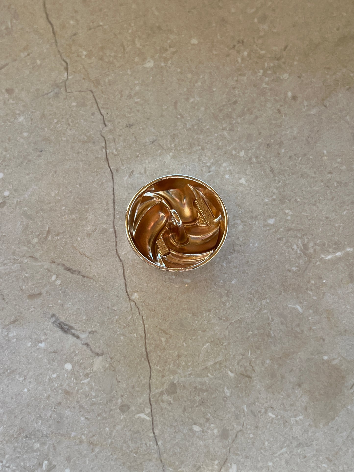 Solglimt button gold