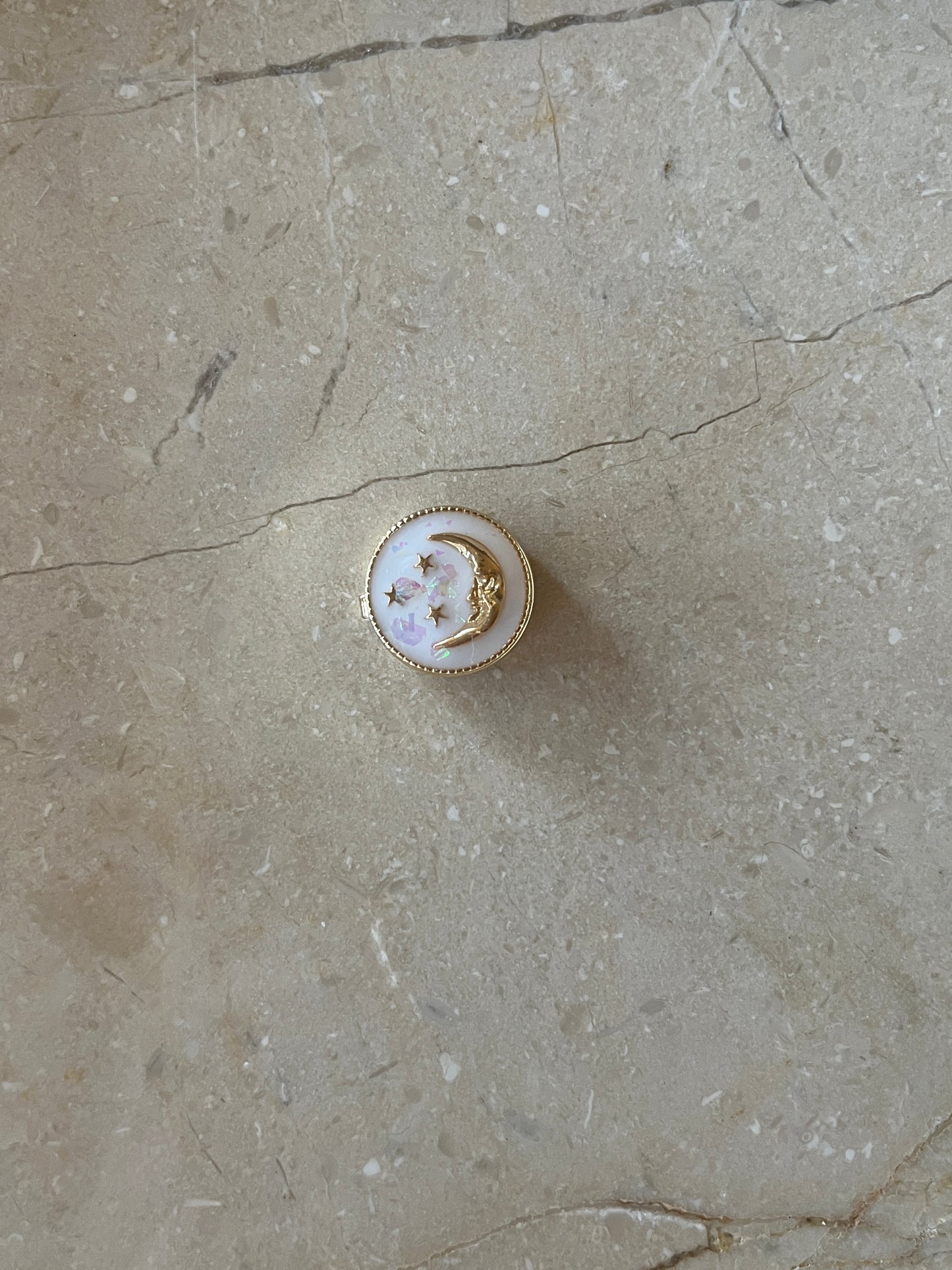 Moon button cover white