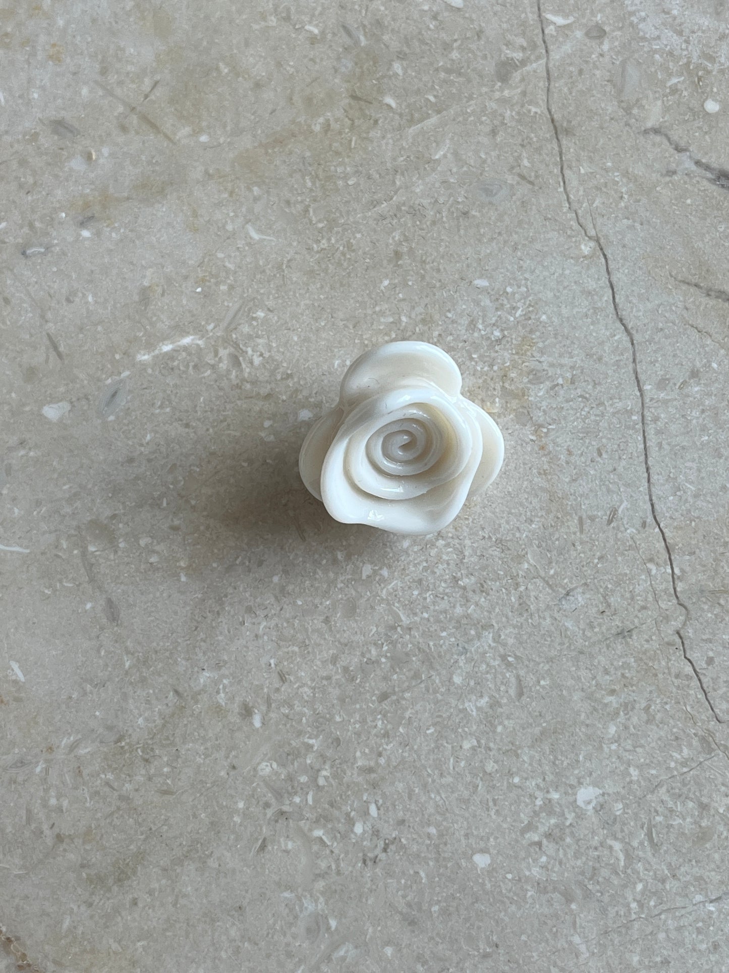 Christmas Rose button white