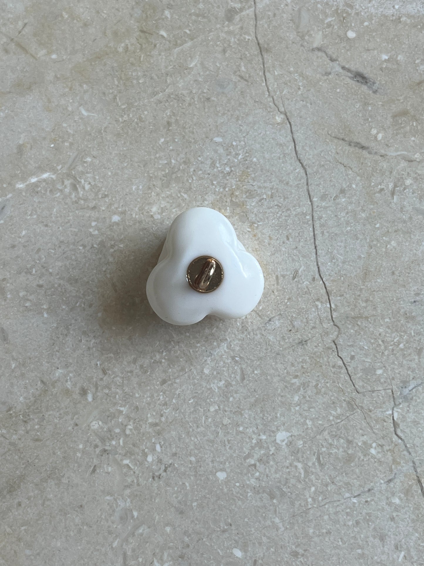 Christmas Rose button white