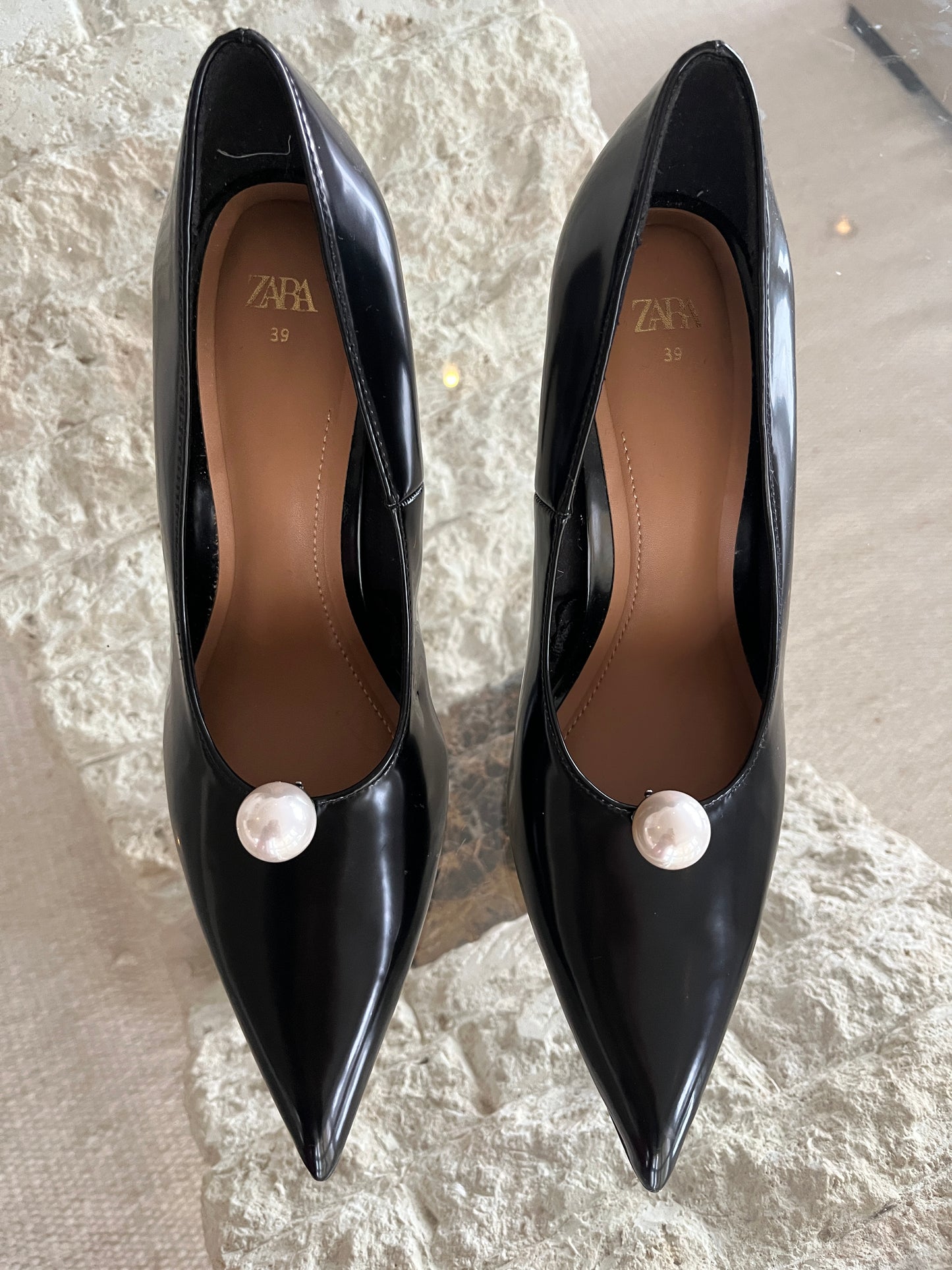 Ball Shoe Buckles