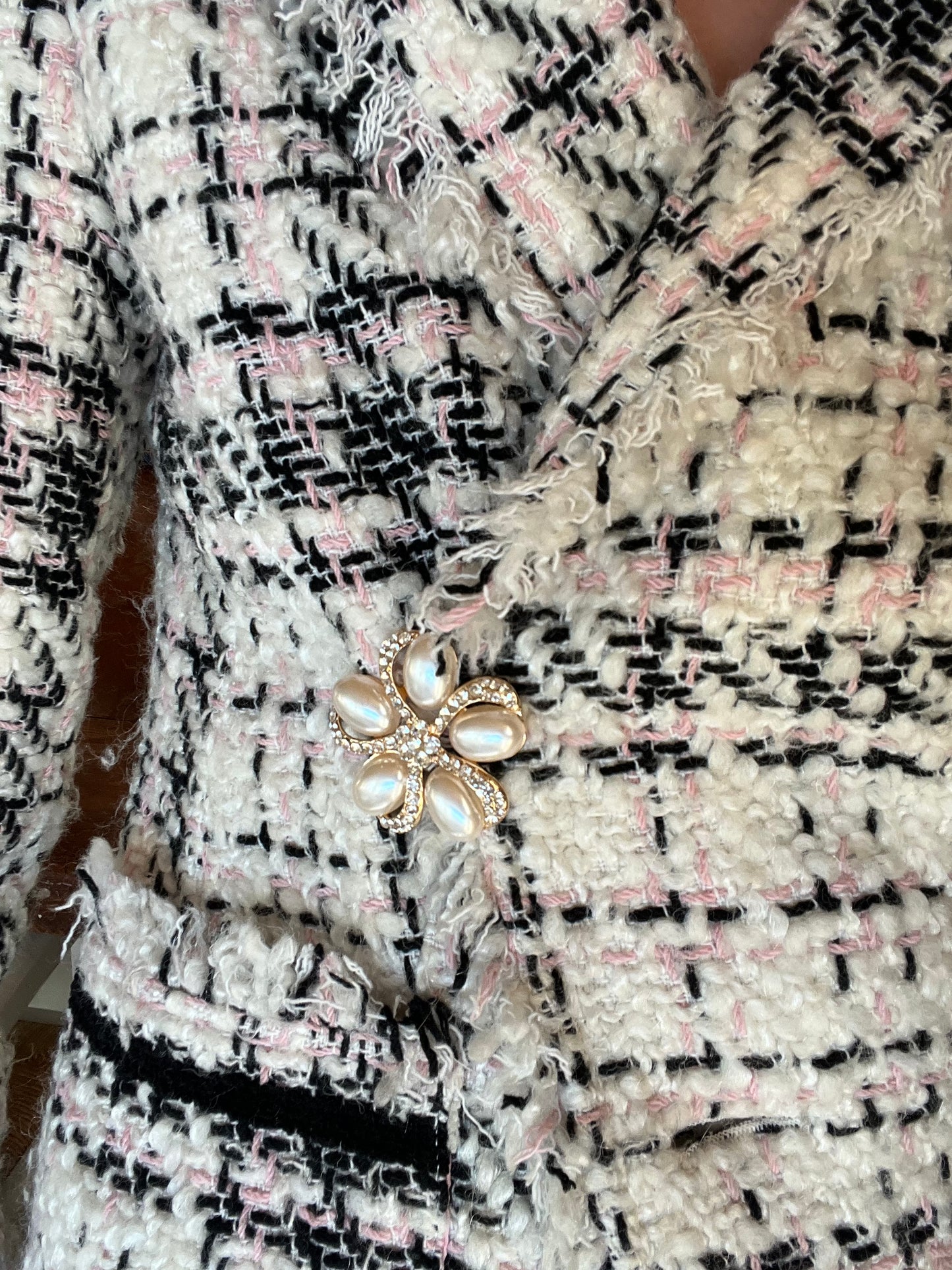 Flower brooch