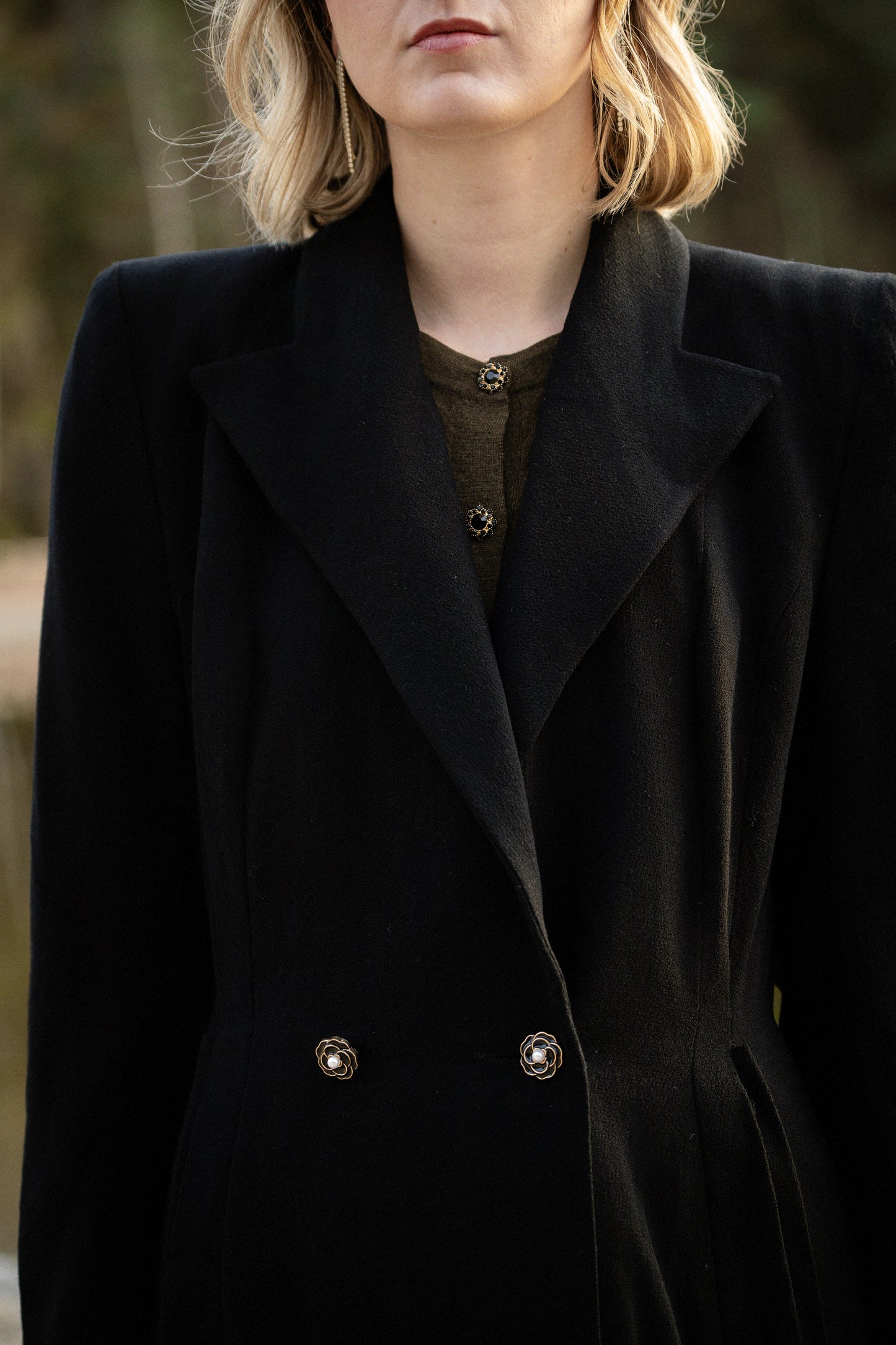 Silja Button Black