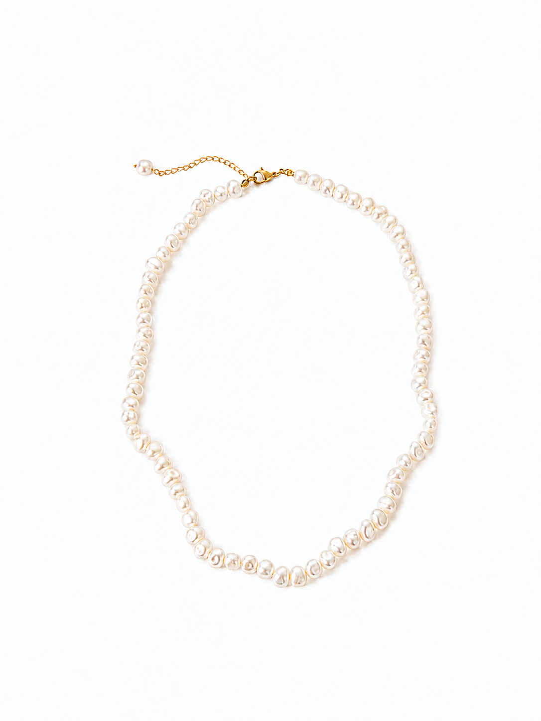 Pearl Necklace with gold details