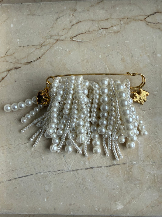 Pearl Brooch gold large
