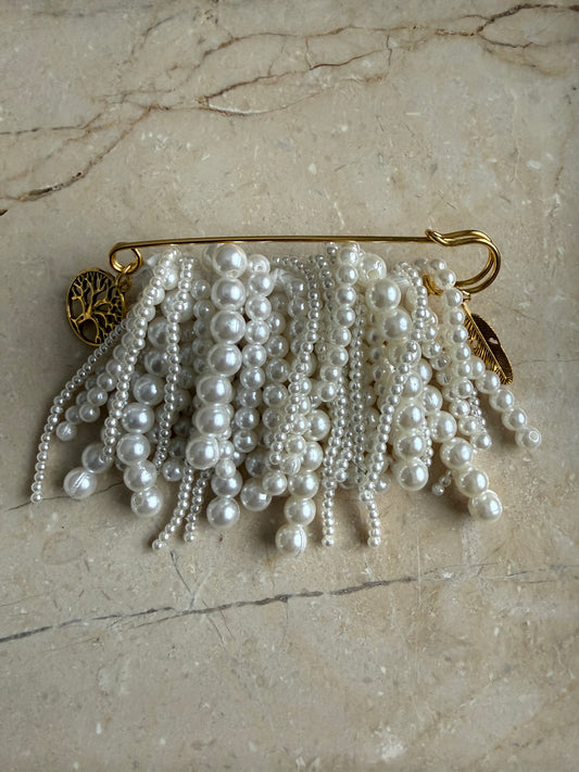 Pearl Brooch gold large