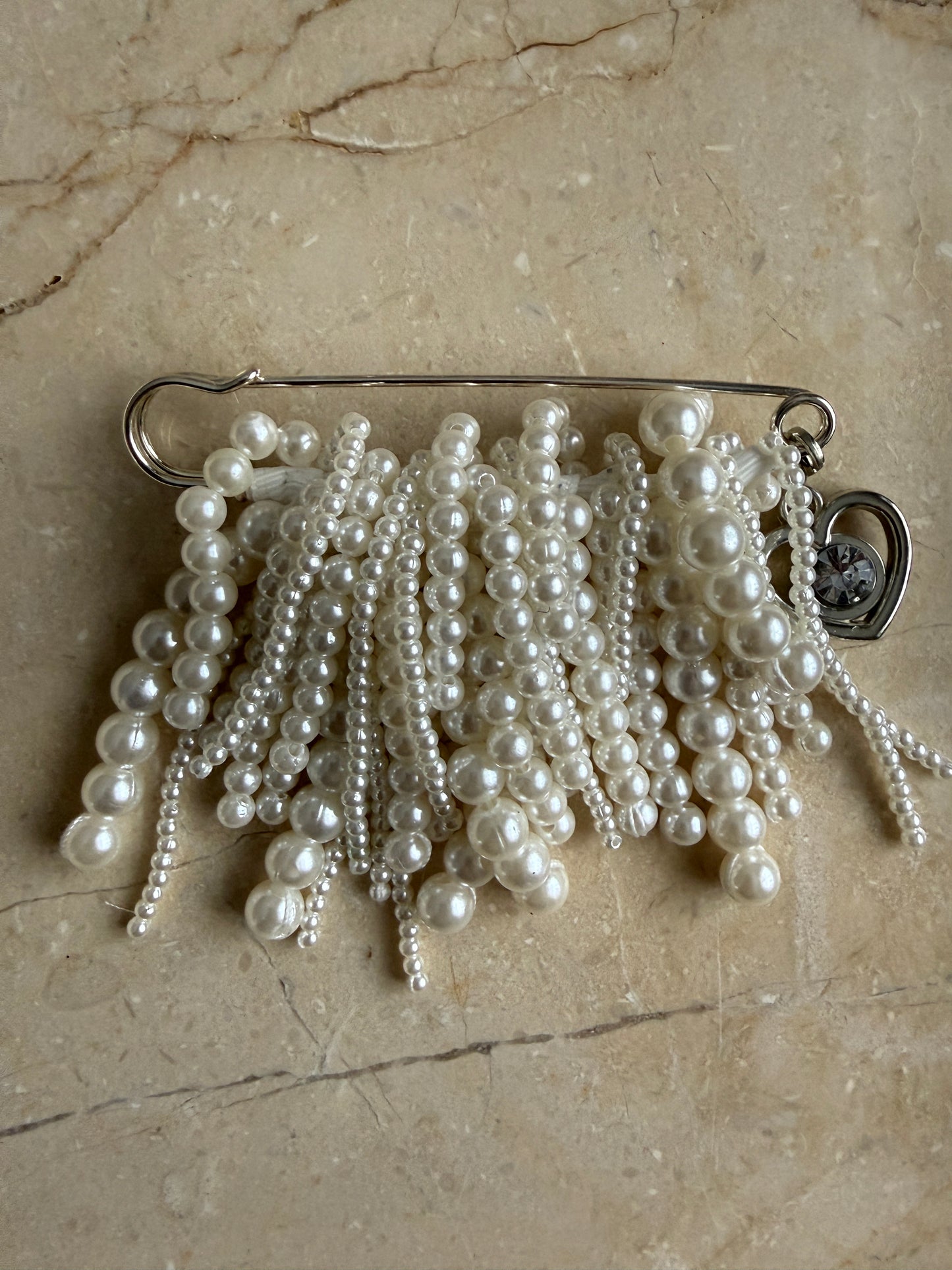 Pearl Brooch silver large
