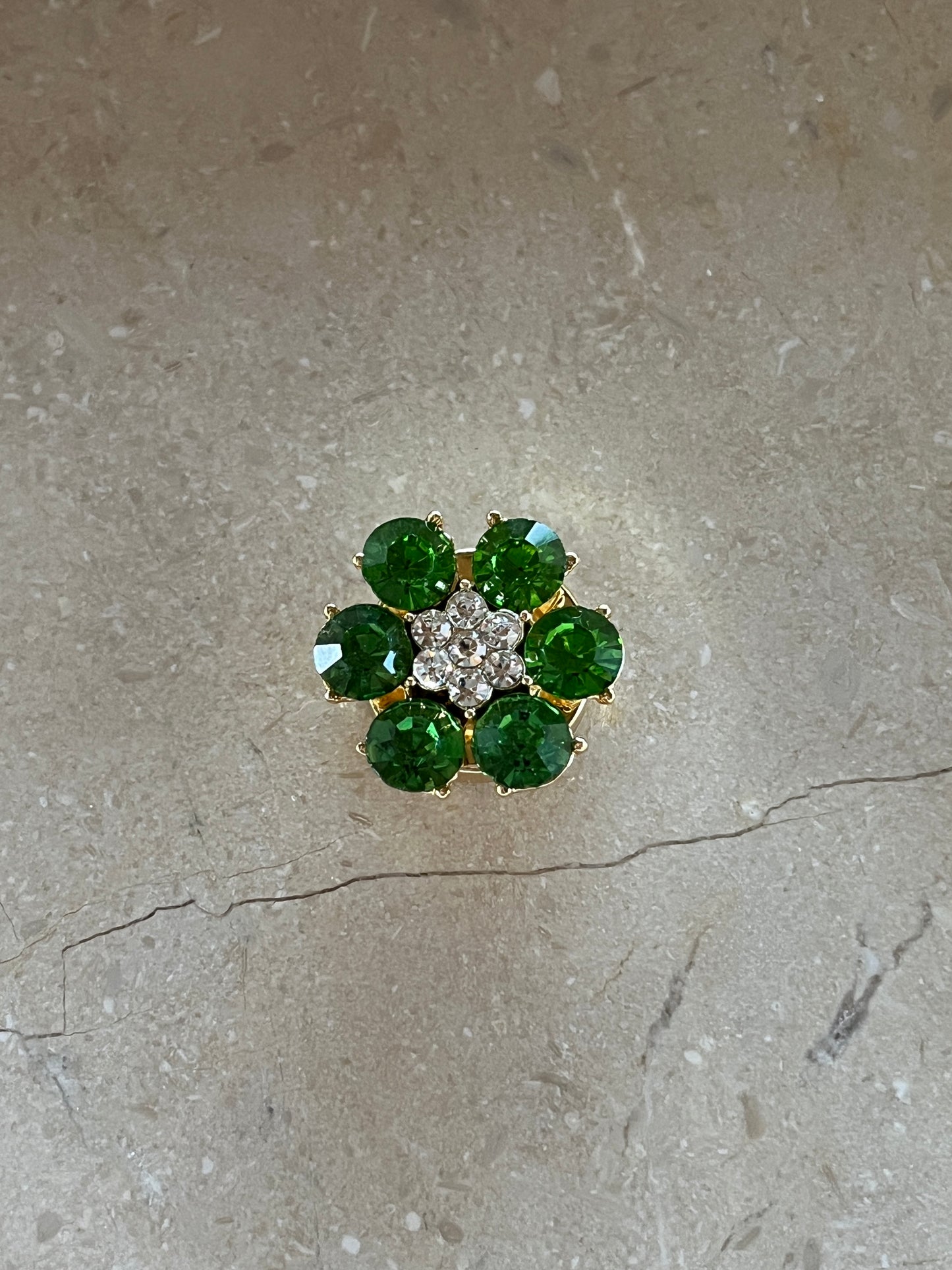 Nora button cover green