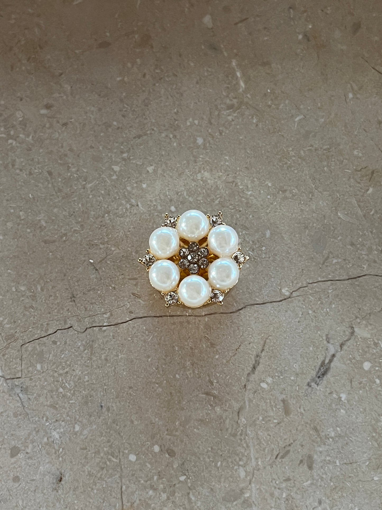 Rebecca button cover gold