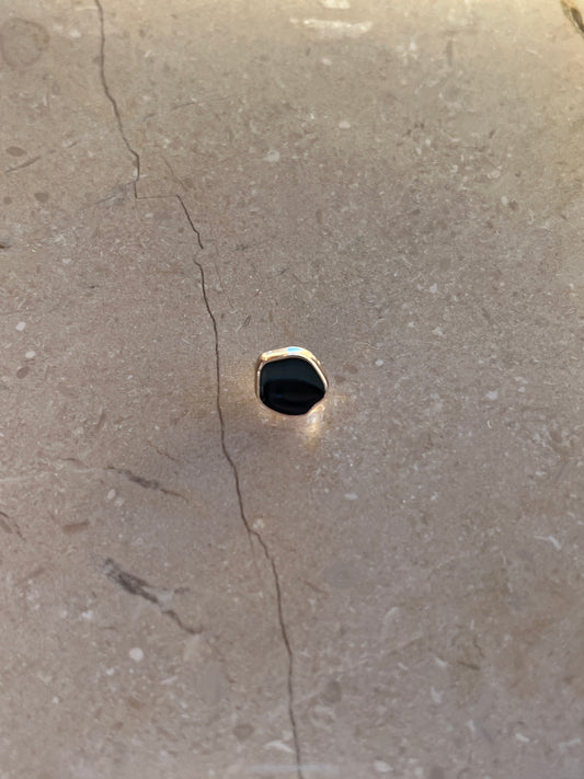 Lykke button black