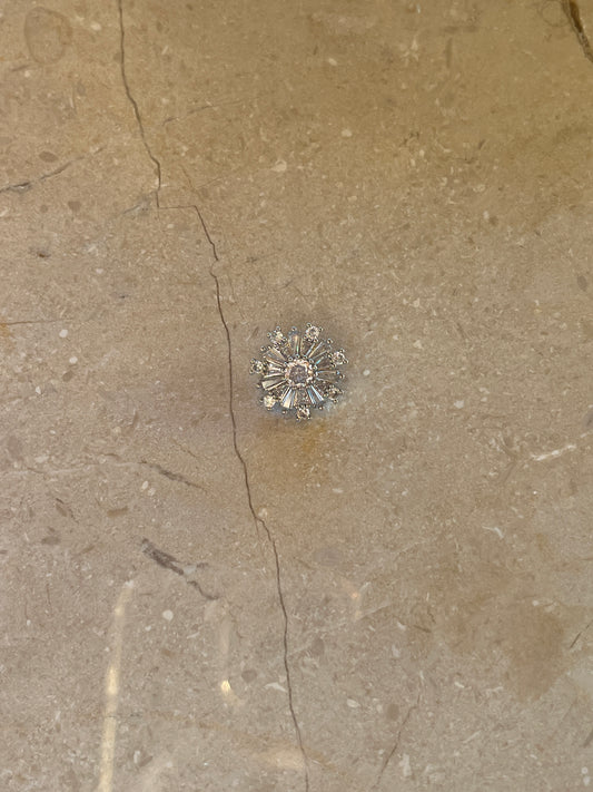 Alma button silver