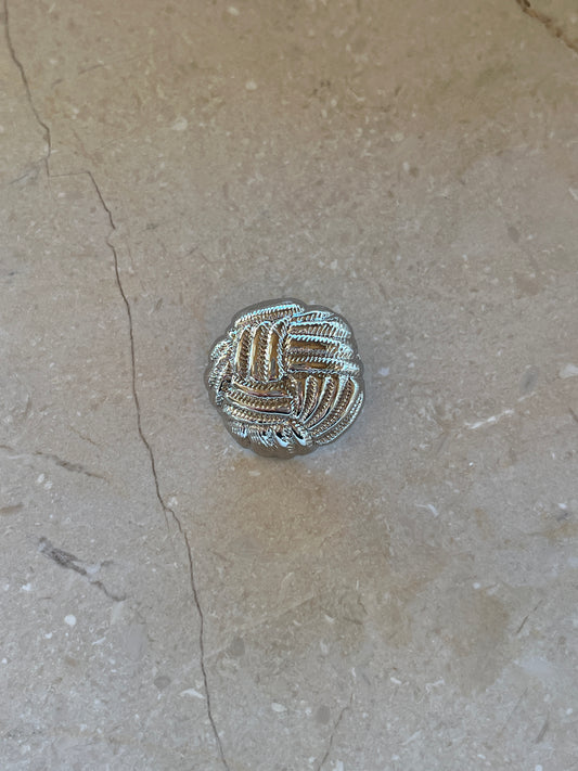 Poppy button silver