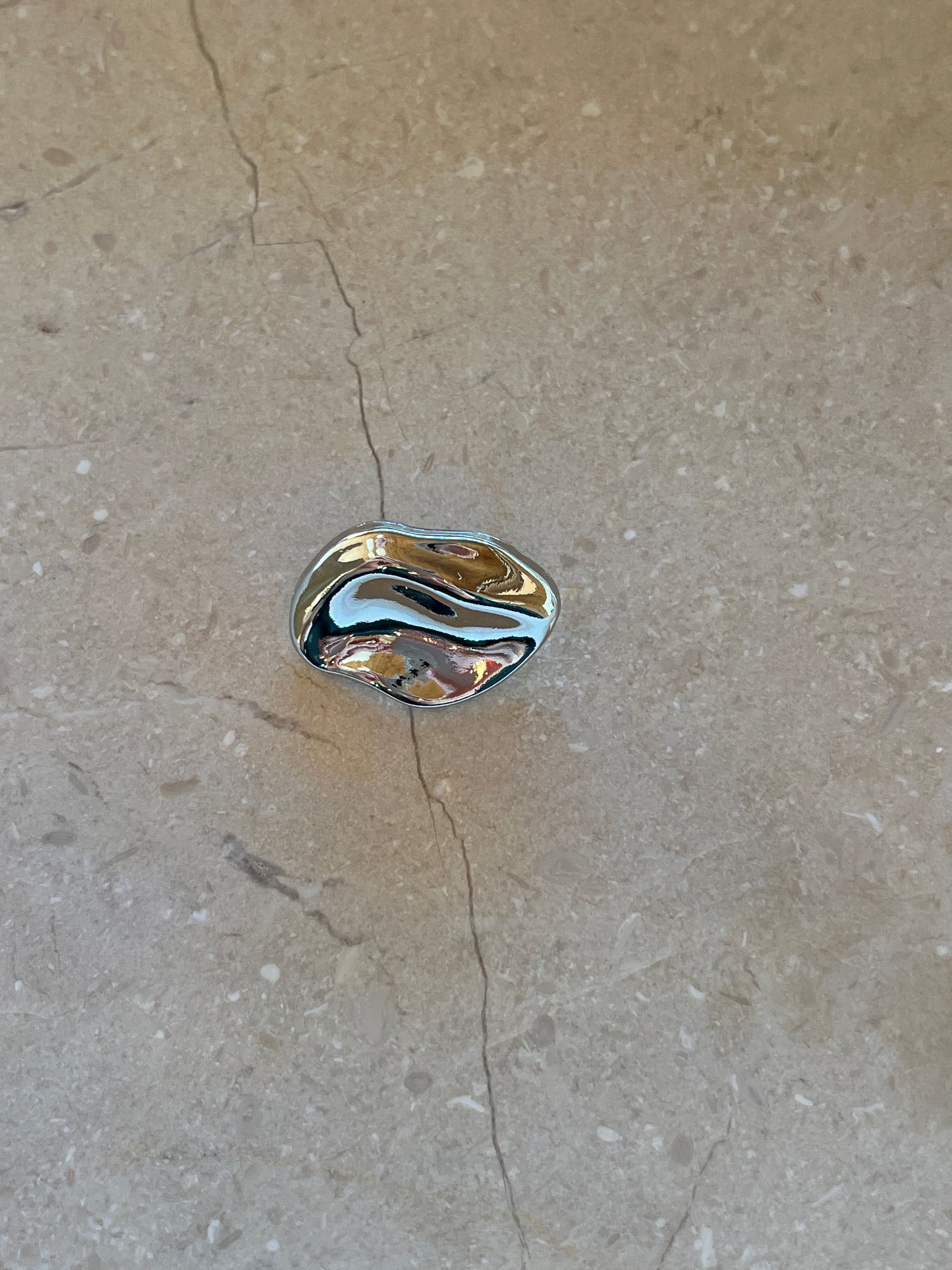 Bay button silver big