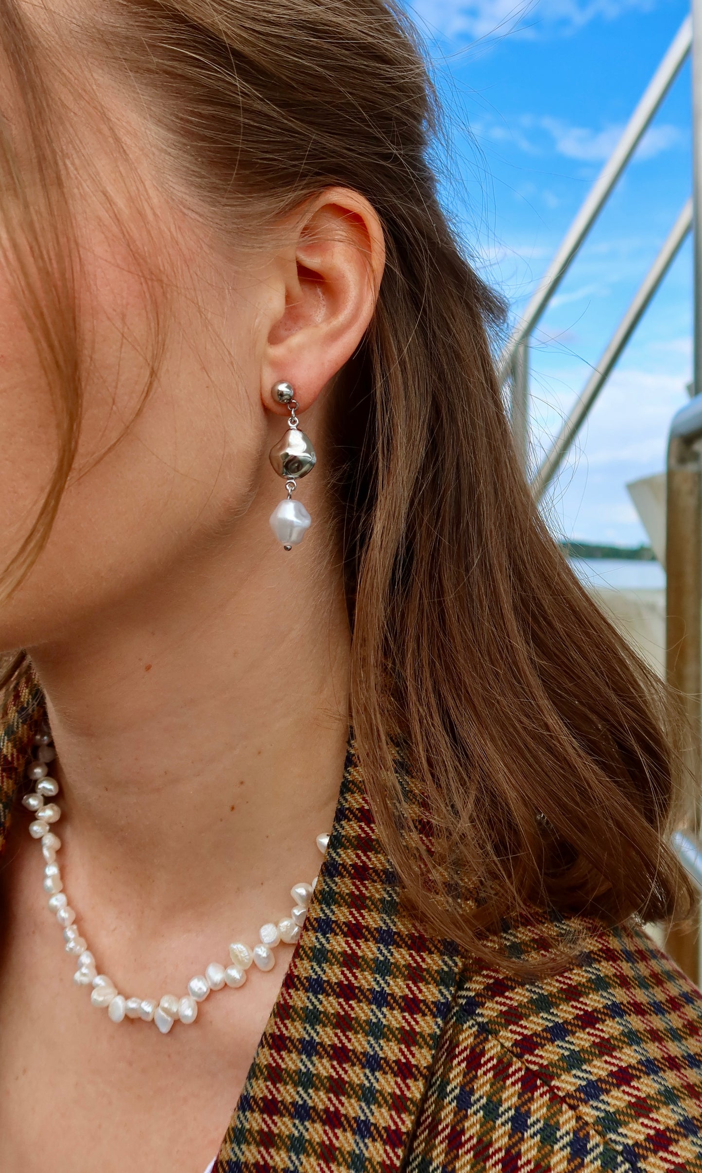 Luna Pearl Earring