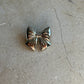 Bow button silver