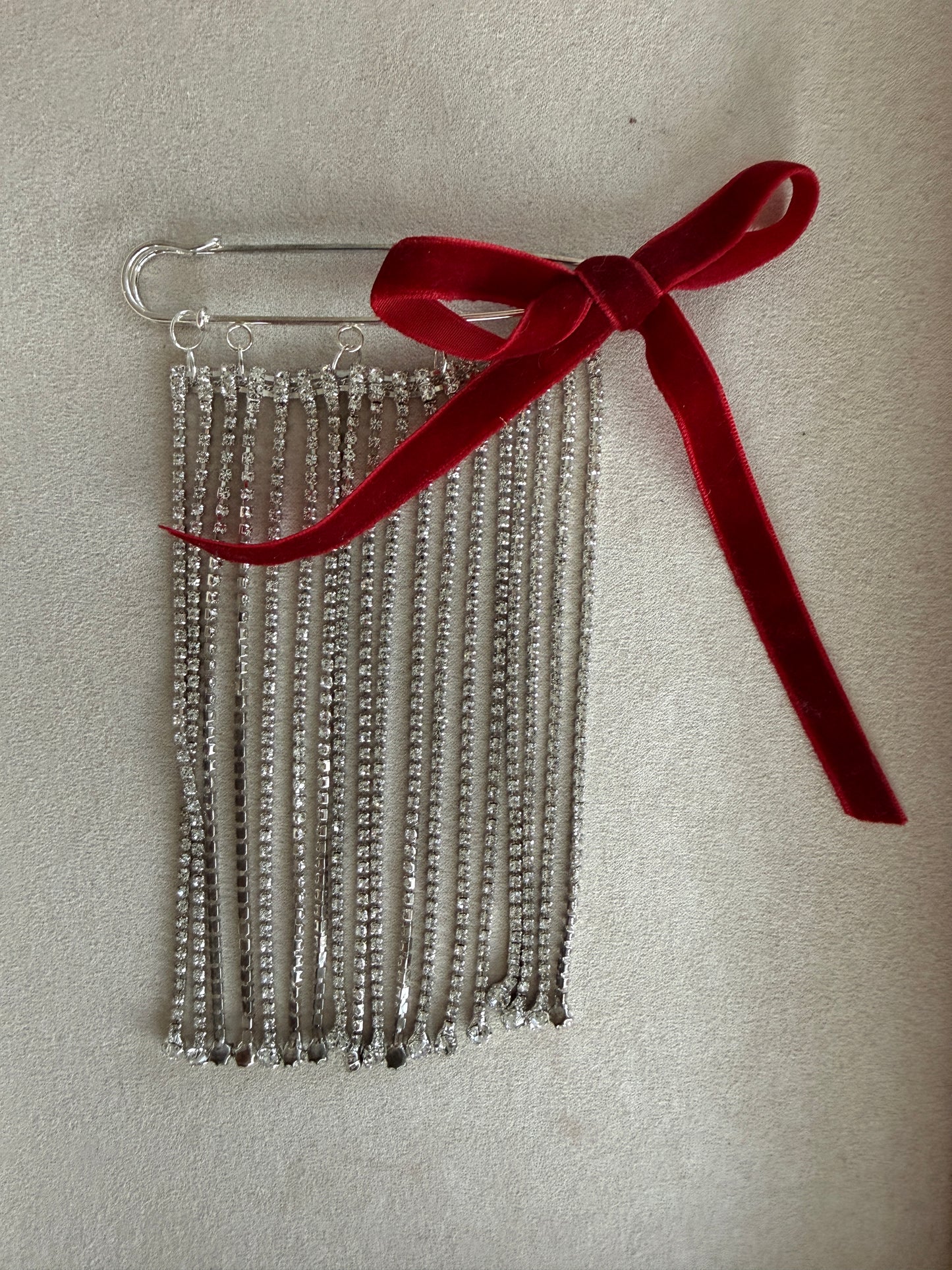 Vintage Brooch silver large