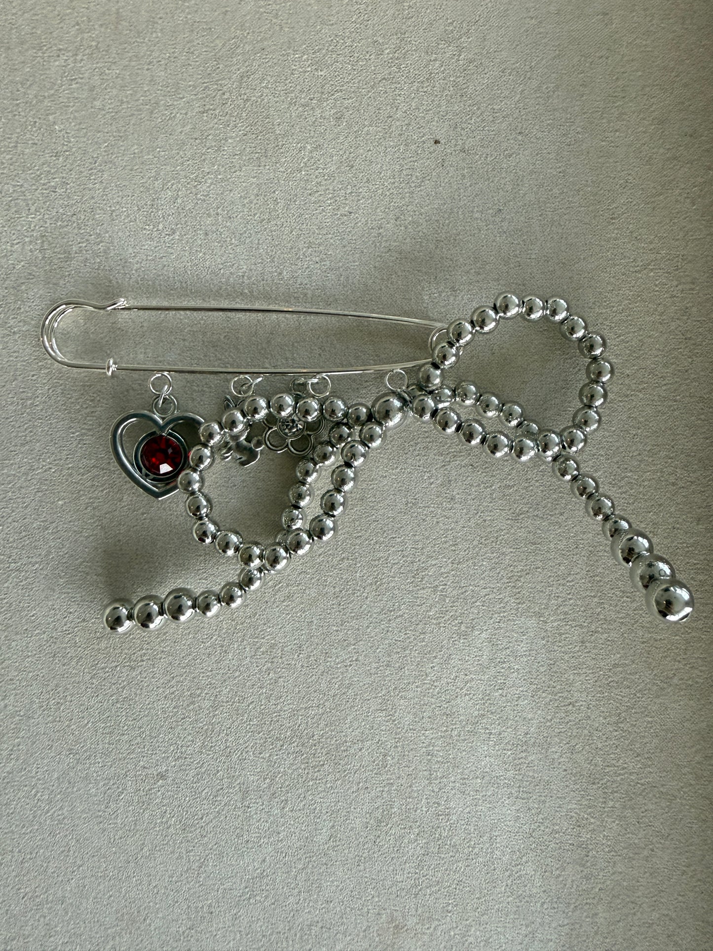 Vintage Charms Brooch silver large