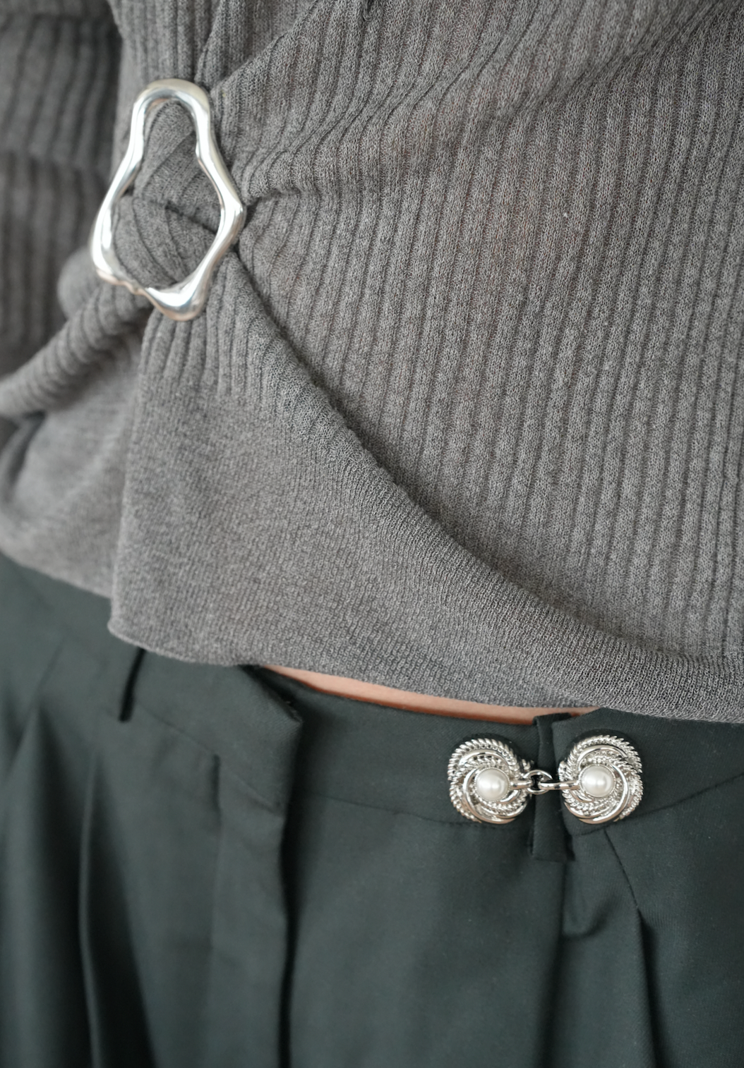 Pearl Jeans Pin