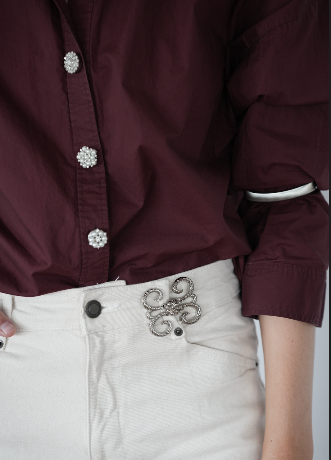 Signature Logo Jeans Pin
